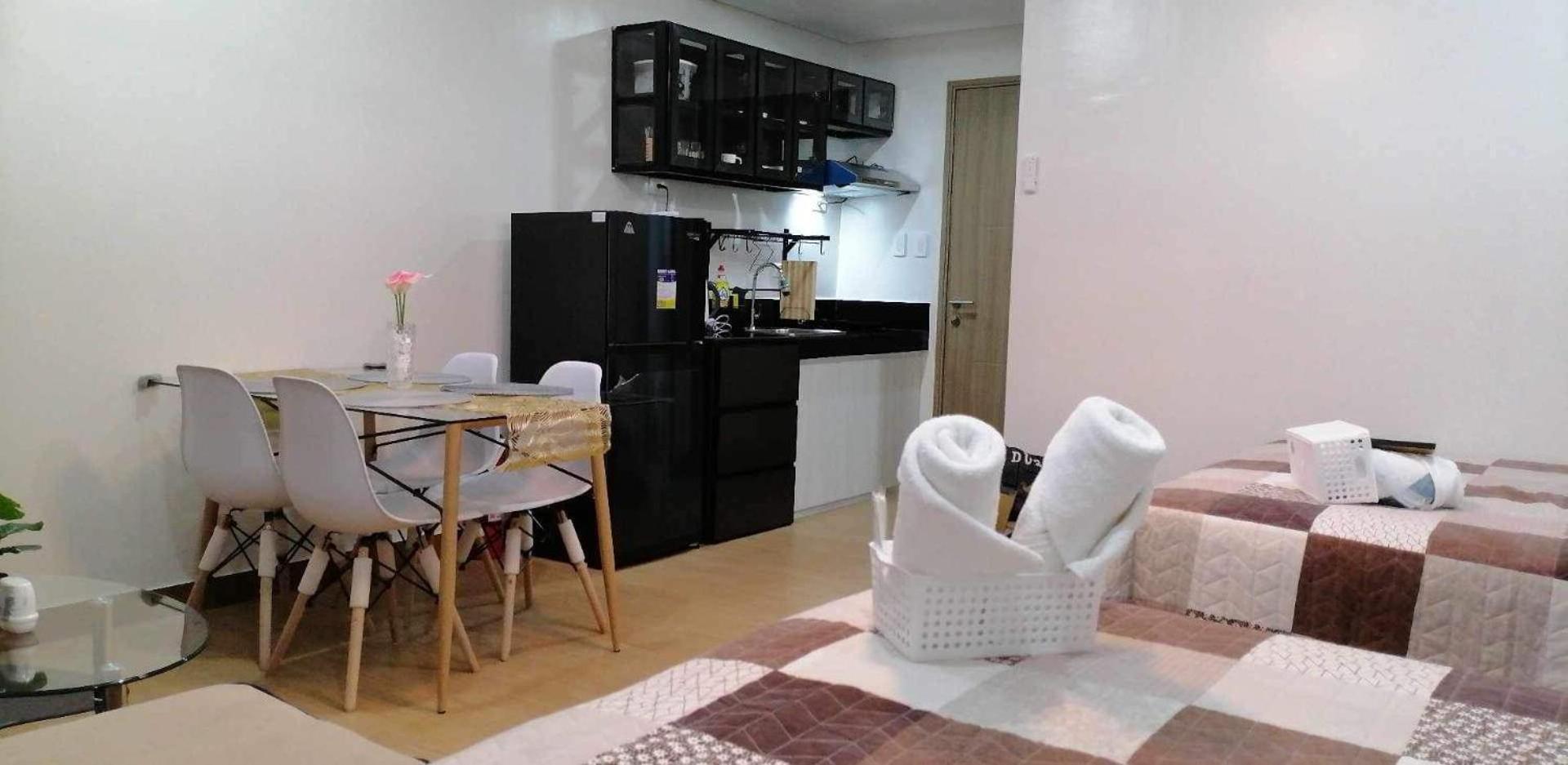 Trece Martires J & F Homestay - Cavite, Philippines מראה חיצוני תמונה